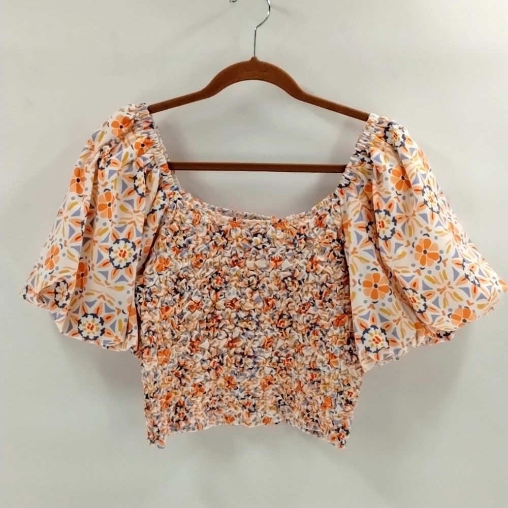 Anthropologie DOLAN crop top medium puff sleeve texture orange blue motif